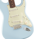 Fender - Vintera® III Early '60s Stratocaster® - Rosewood Fingerboard - Sonic Blue - 014-9160-372
