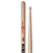 Vic Firth - AJ1
American Jazz®
A 5B shaft that feels full-sized yet plays “lightning fast” due to its long taper - AJ1