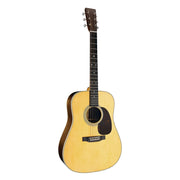 Martin (C.F. Martin & Co.) - D-28 - Gloss