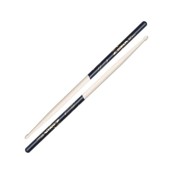 Zildjian - 5A Wood Tip Hickory Drumsticks with Black DIP - Z5AD
