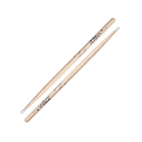 Zildjian - 5B Nylon Tip Hickory Drumsticks - Z5BN